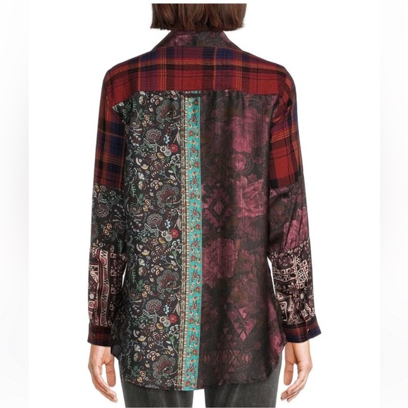 John Mark Floral Plaid Mixed Print Yarn Dye Long Sleeve Button Down Tunic. - Picture 2 of 12